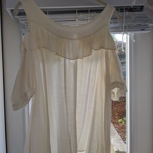 Off-white, open-shoulder flowing top